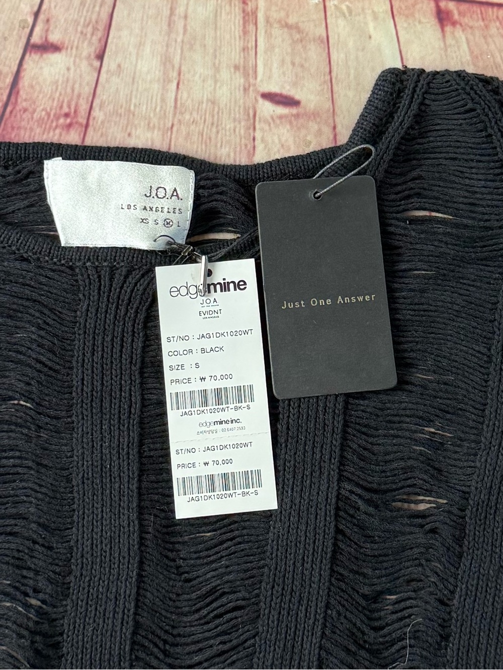 💵NWT J.O.A. Black Shredded -Textured Oversized Women's Sweater Size Medium - Picture 4 of 8